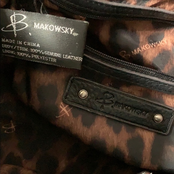 B. Makowsky Black Leather Hobo/Shoulder Bag - Picture 8 of 16